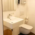 Viktoria 3 -